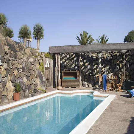 Вилла El Pinar Sleeps 4 Pool Wifi T691623